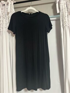 Express Black Short Sleeve Shift Dress